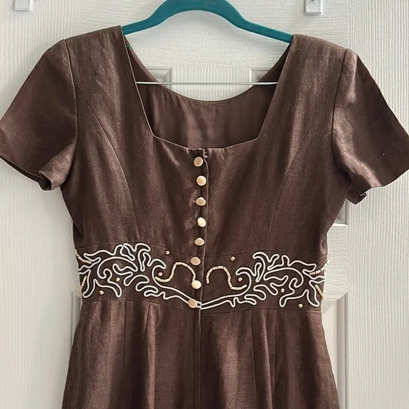 Donna Morgan Brown Midi Dress with White Embroidered Waist - Picture 2 of 9